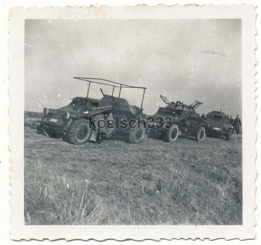 Foto Panzerspähwagen 4 Rad Panzer Funk Antenne W