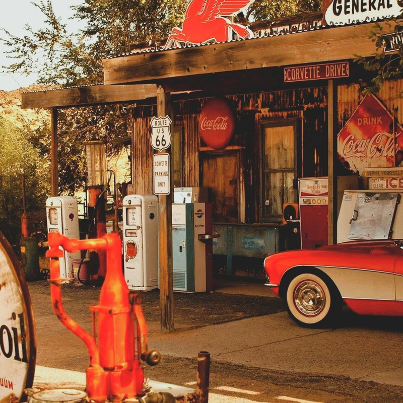 Queen-of-the-Gas-Station.jpg