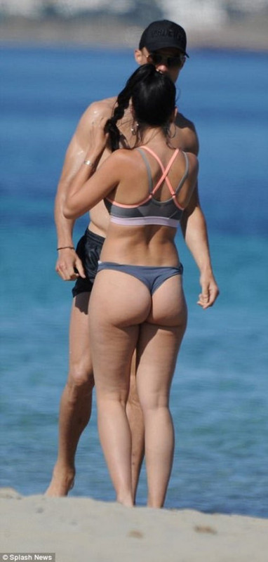 4-C84-C2-C300000578-5756755-image-m-60-1526979051376