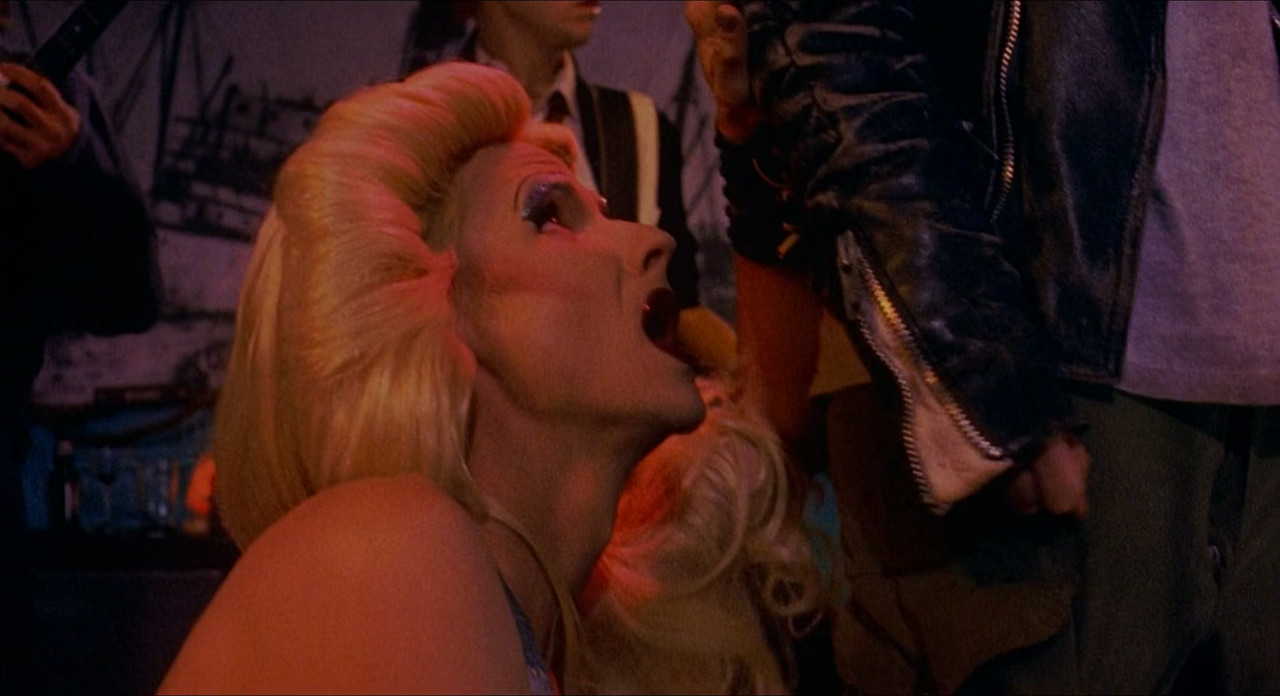 Hedwig and the Angry Inch (2001) (1080p AMZN WEB-DL x265 Panda)-