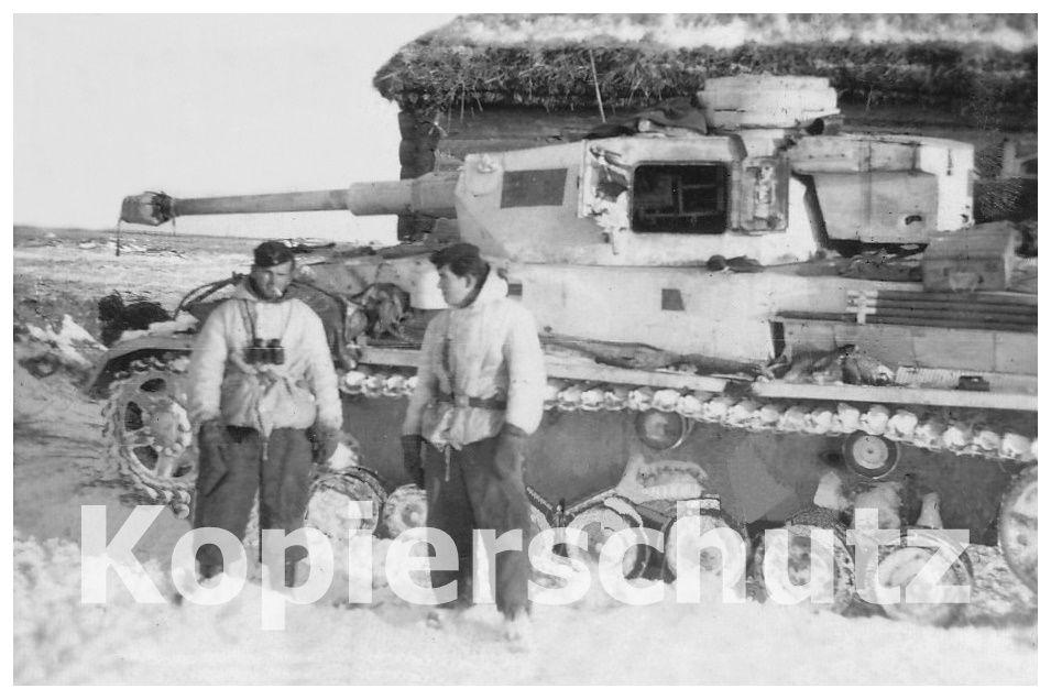 2Wk. Foto Panzerkampfwagen IV lang Panzer in wei
