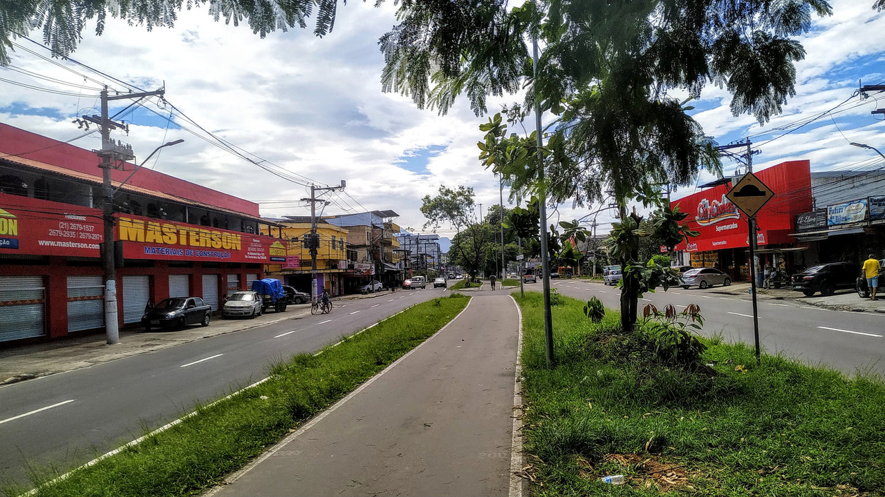 (RJ) Duque de Caxias Santa Cruz da Serra, um bairro da "perifa" em
