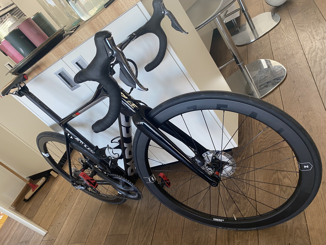 4C74F736-1AAC-4F84-94F3-2997A2052B76