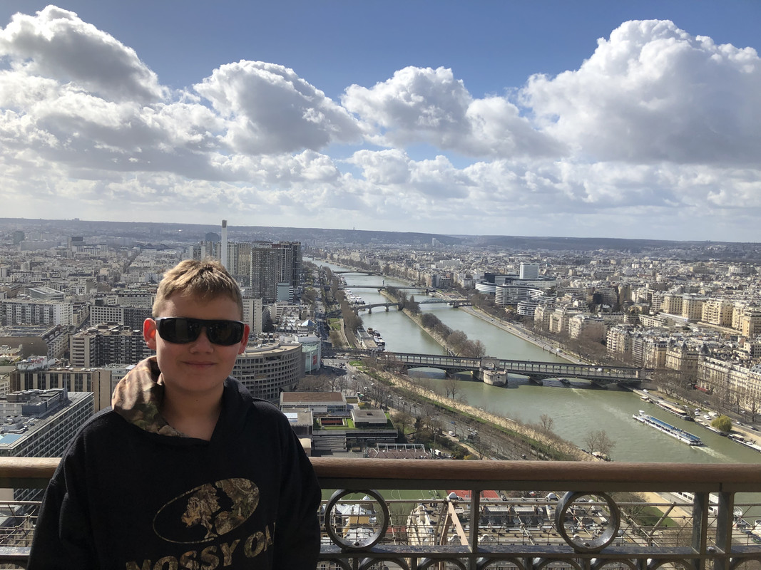 7CBA5A42-D155-4ACE-883E-7C618753A800