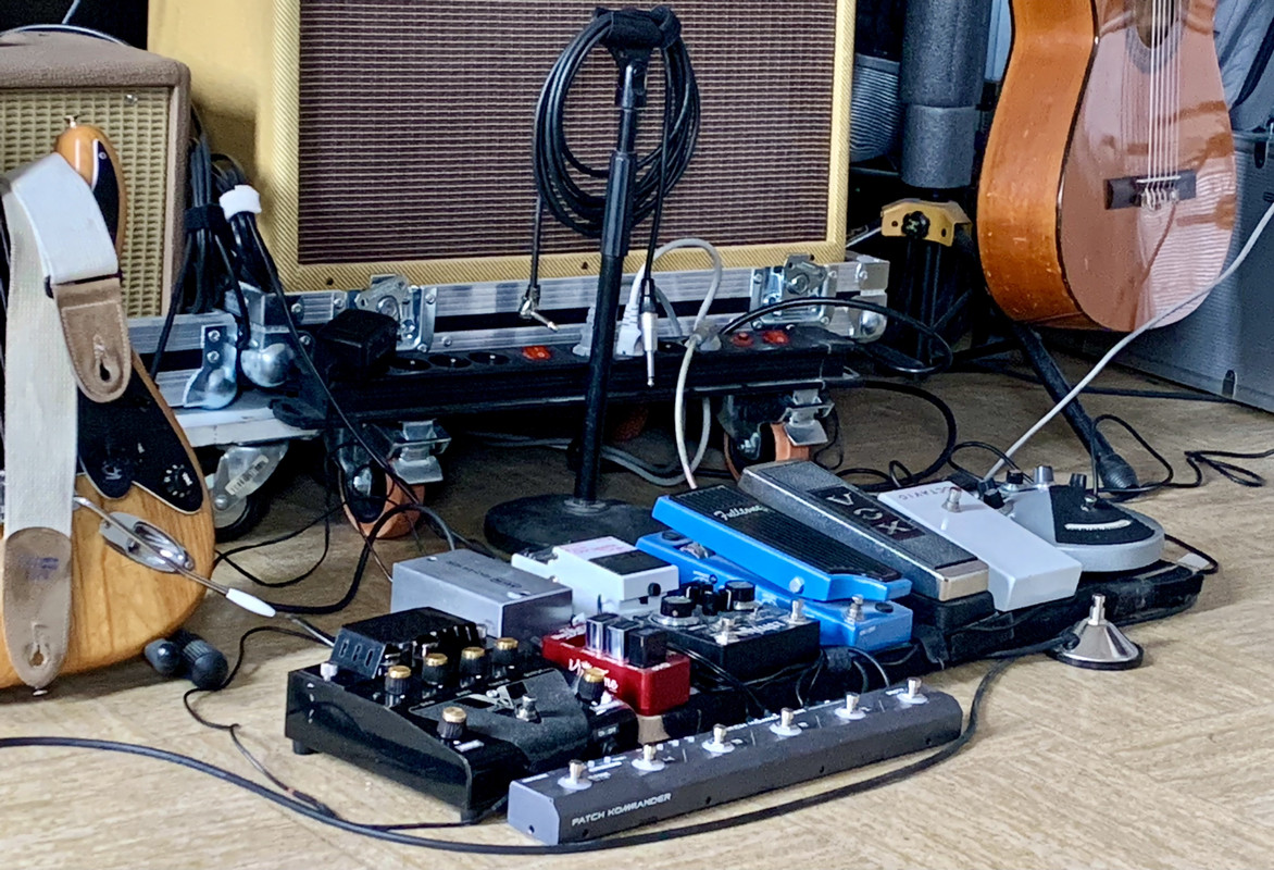 Live2.jpg
