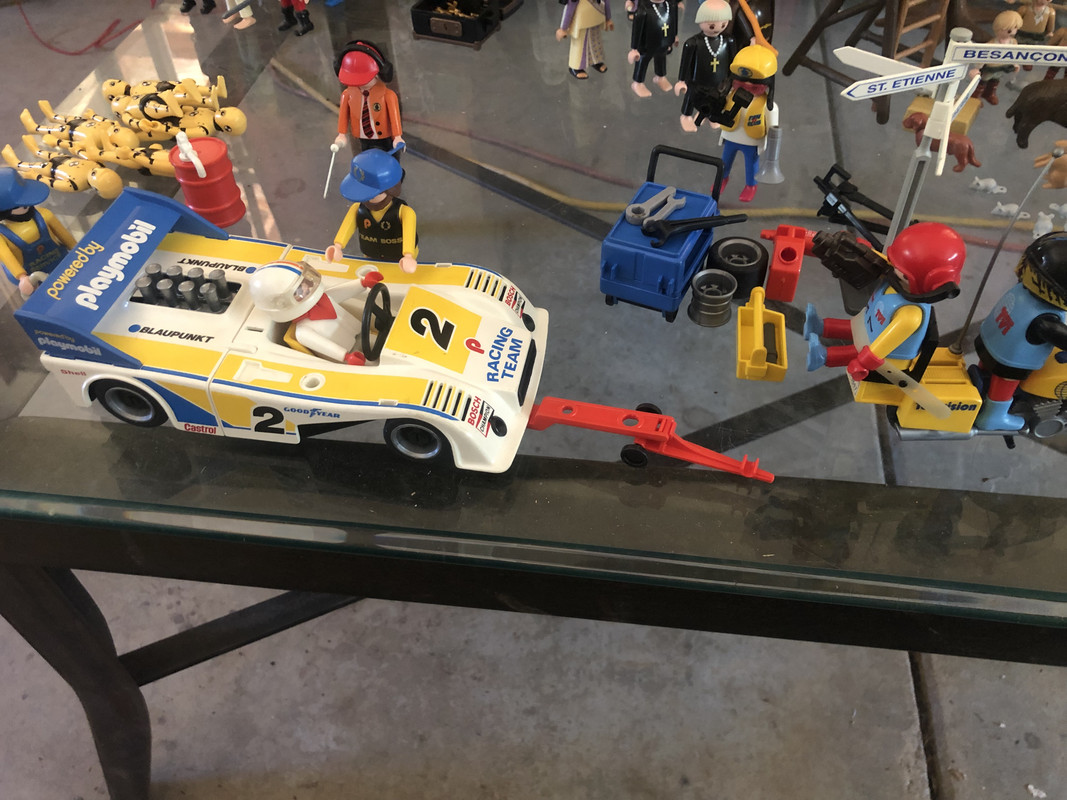 5B325967-2D28-4CC0-85C0-431B017BAF98