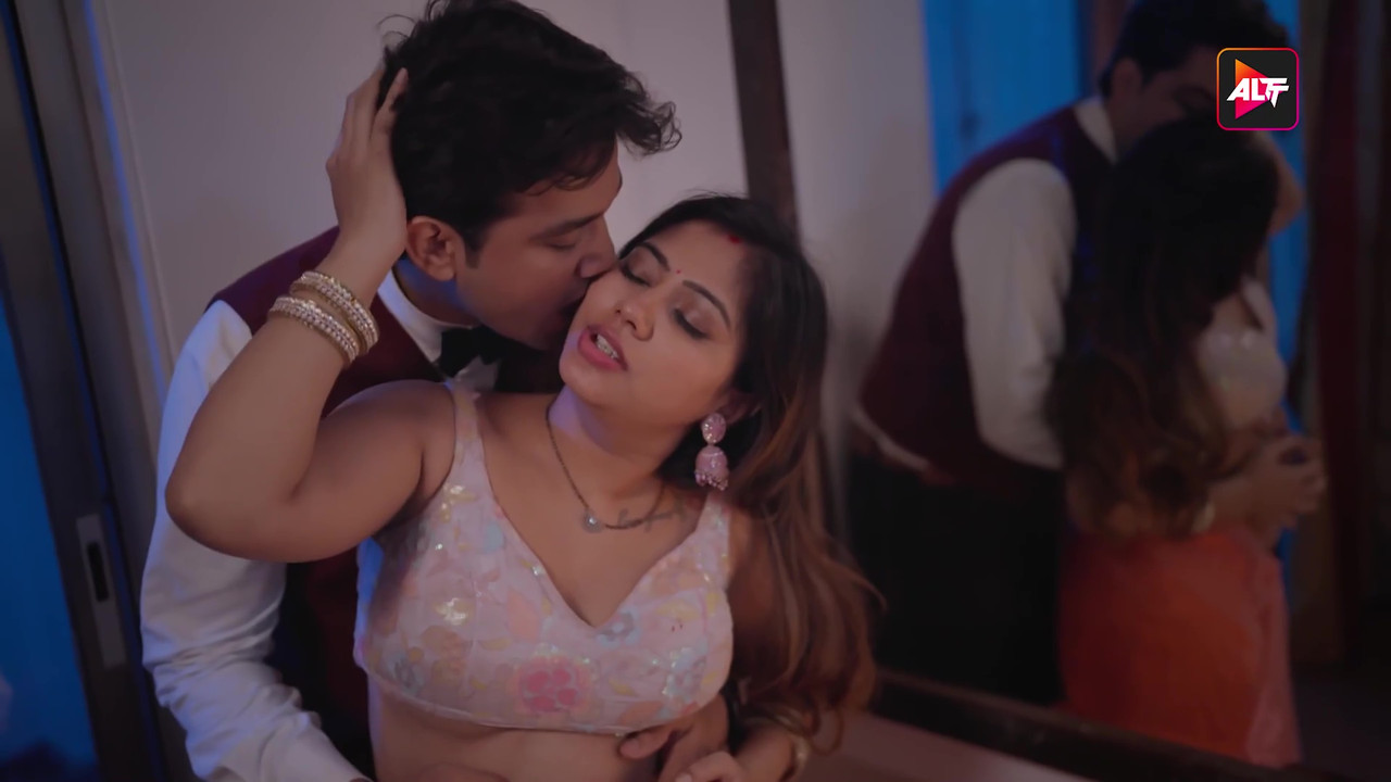 vlcsnap-2025-06-24-01h00m54s357