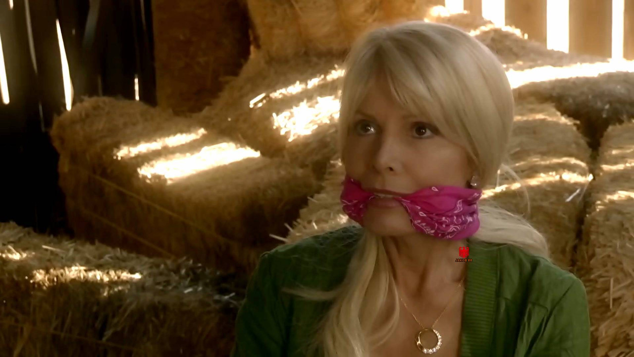 Agnes-Nicole Winter 14 - The Gold & The Beautiful 2009