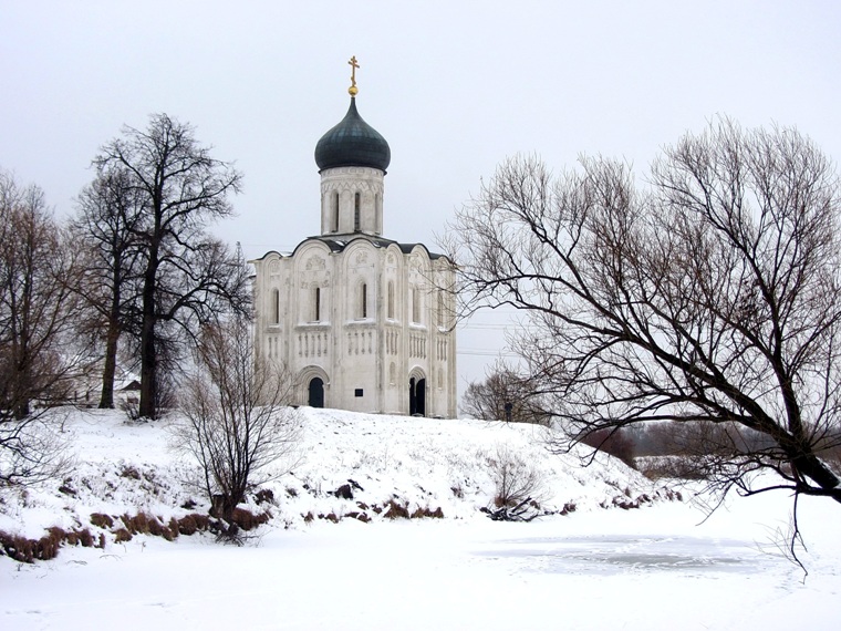 Новогодний Владимир - маленький снежный фоторассказ (+ Боголюбово и храм Покрова на Нерли)