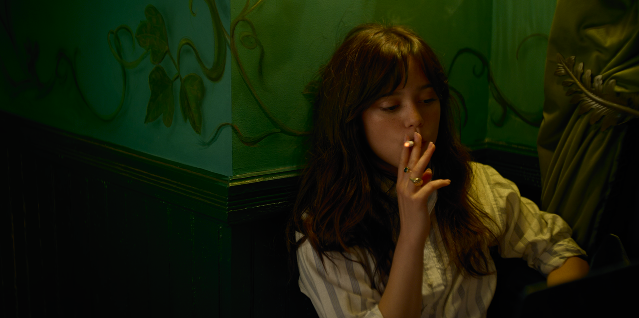 mpv-shot_Millers.Girl.2024.2160p.UHD.WEB-DL.HDR.DV.HEVC-Нечипорук_00_15_41_0004