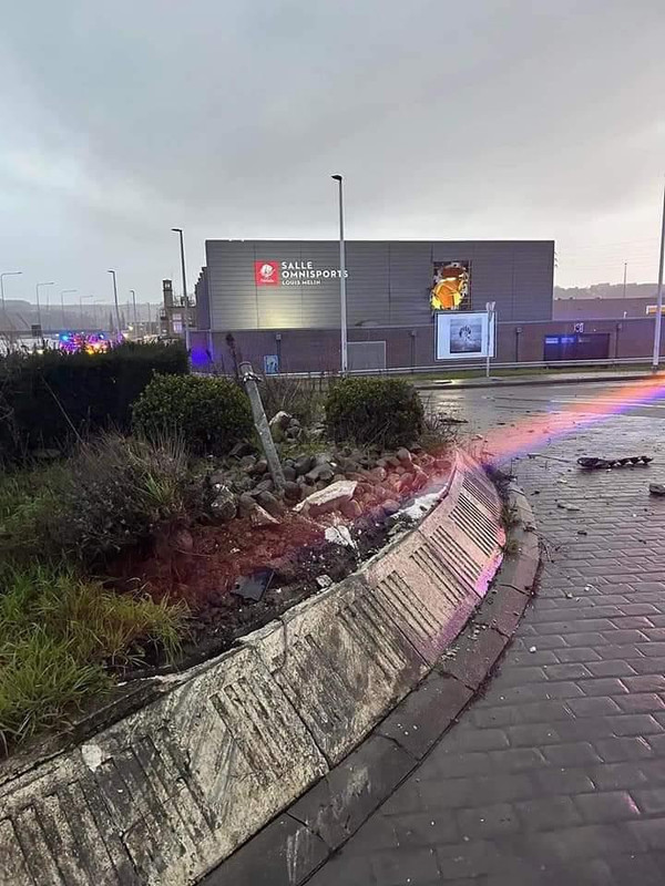 car crash 5 85f4106e-542b-48fd-ada9-669f0449dfaa