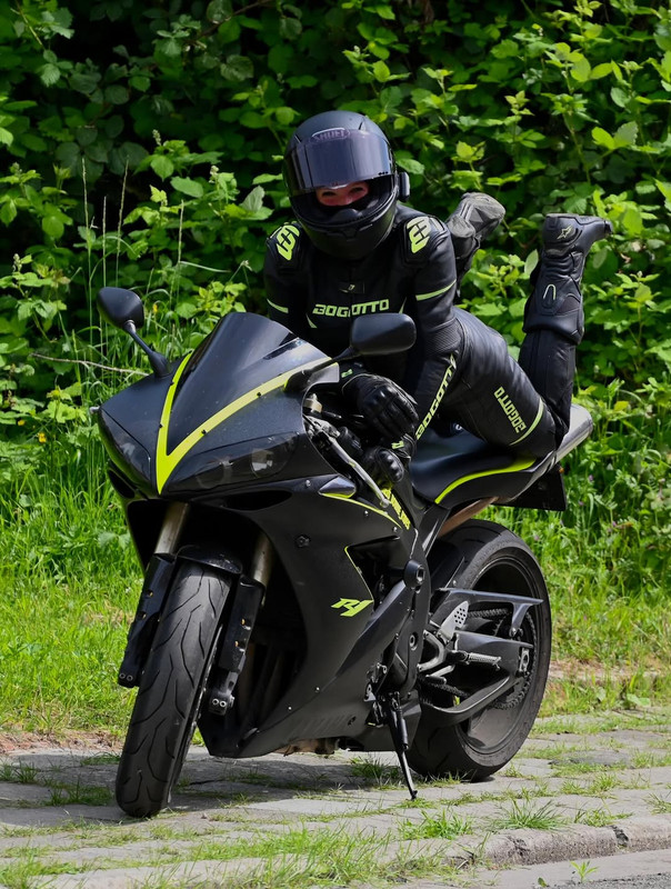 GG bikergirls489 missbowiier1des dirkvandegeuchte