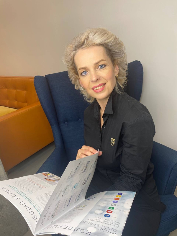 65D6DF68-3D78-44AB-B40F-8C8BFDF1D95B