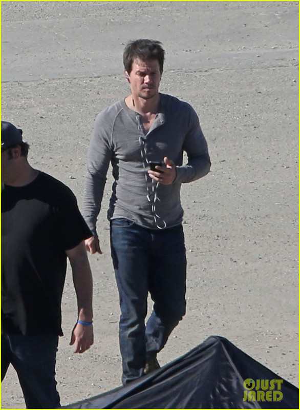 mark-wahlberg-hints-at-doing-more-transformers-0