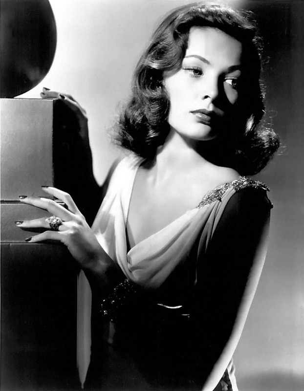 Gene_Tierney_mb65