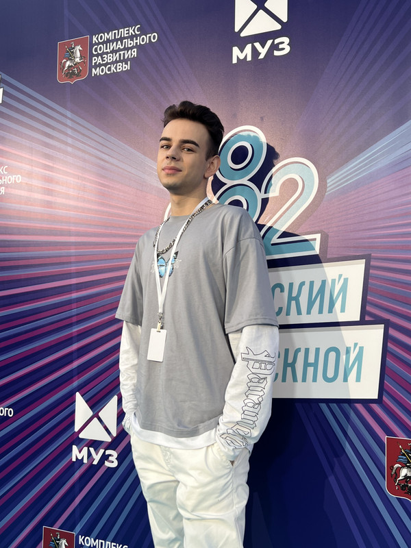 74AFDB45-07DE-445E-A3CF-6AC9A7A7B9F8