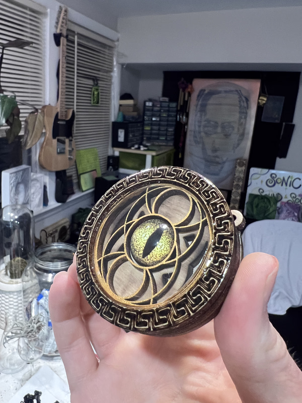 Medallion 4