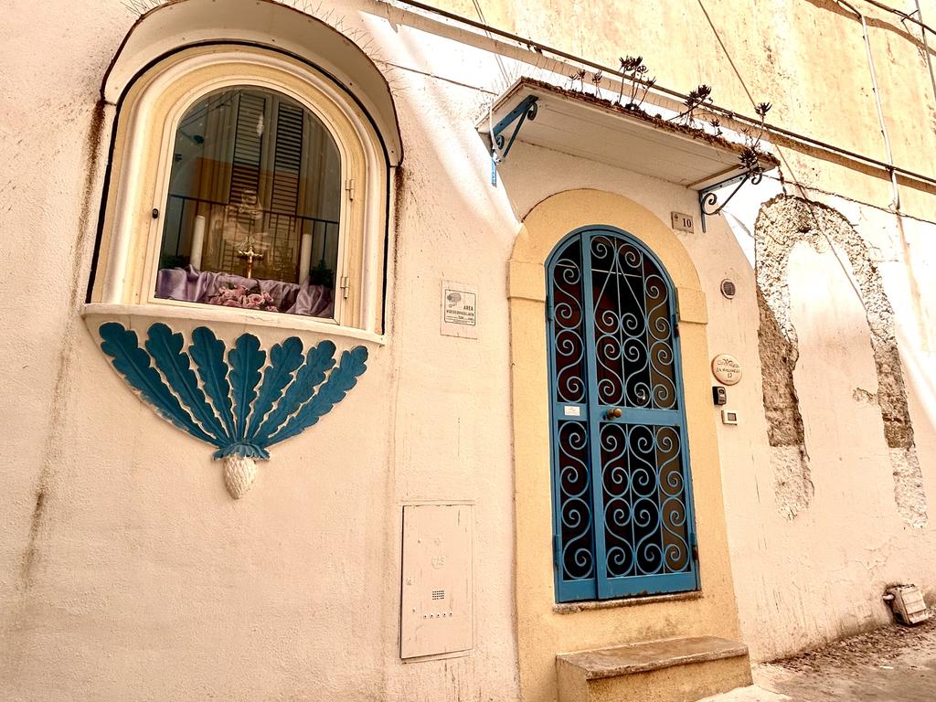 Жаркий сентябрь на побережье Тирренского моря. Жаркий сентябрь на побережье Тирренского моря.