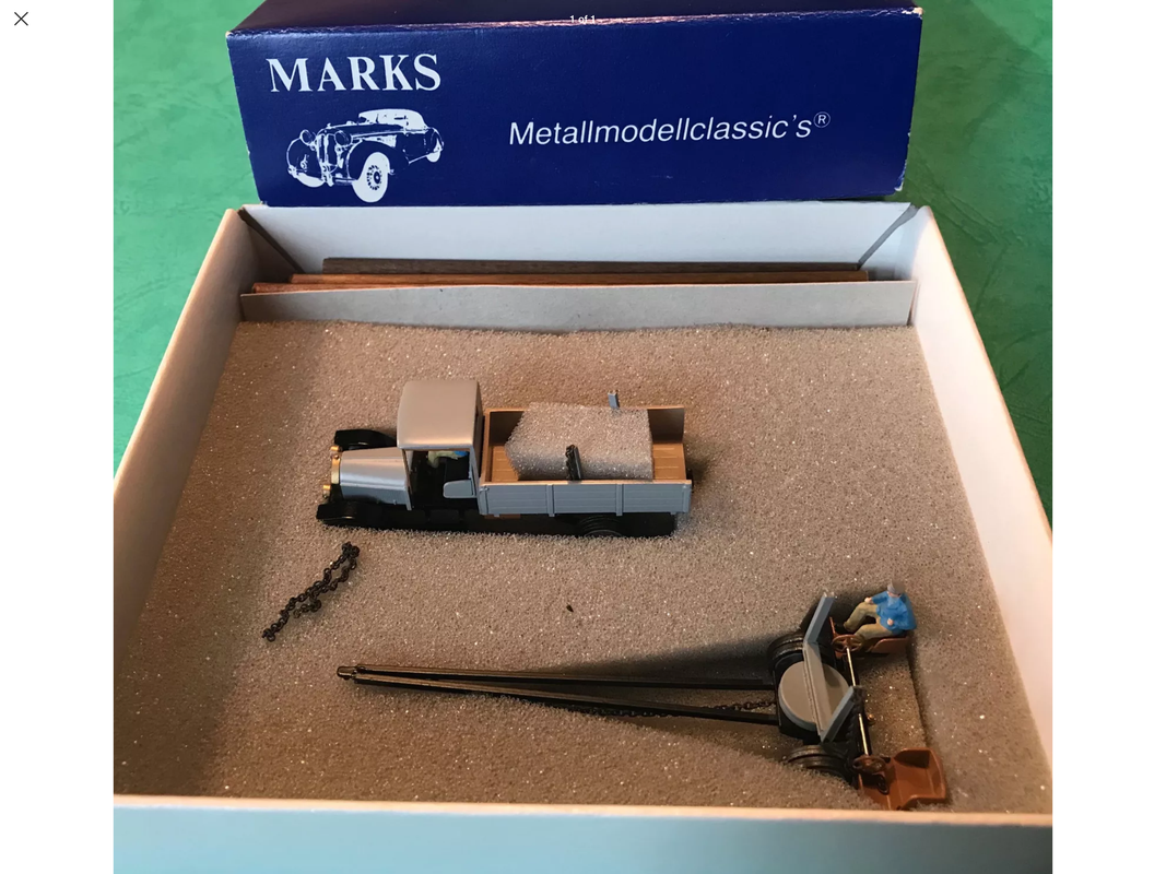 DAFD7BF8-2665-4CF3-A4C9-FE036221F03F