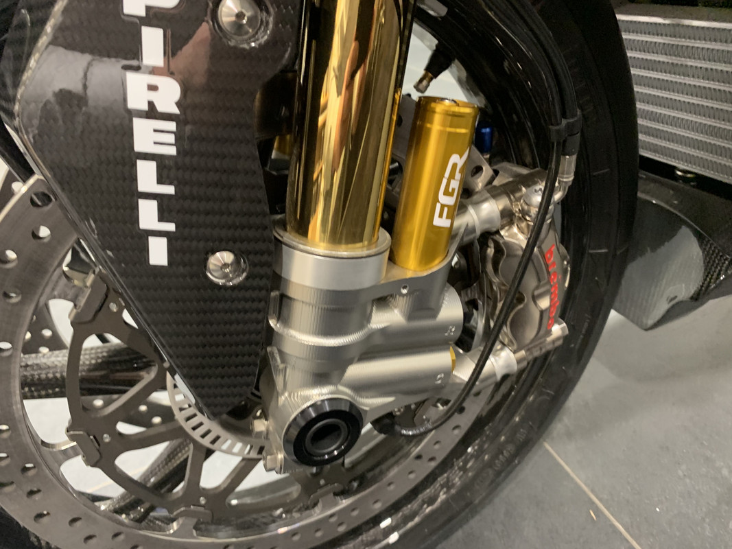 8F07DB56-FBC2-43D6-BAB3-4023ED71A7F0