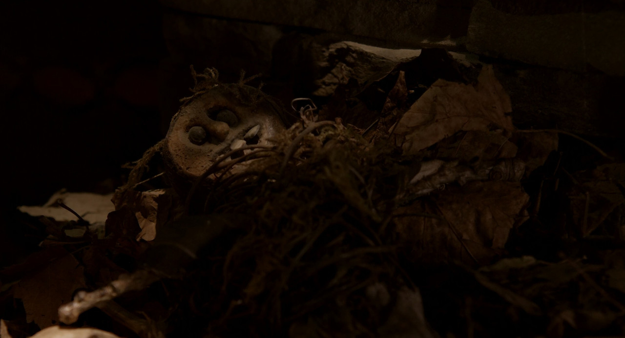 La.madre-Mama.2013.1080p.H265.10Bit.Aac.Ita.Eng-artemix.MIRCrew.mkv_snapshot_00.15.36.477