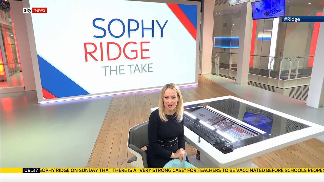 01.31 - 08.30.00 - Sophy Ridge On Sunday. The host invites special gu..._001.ts_snapshot_25.50.313