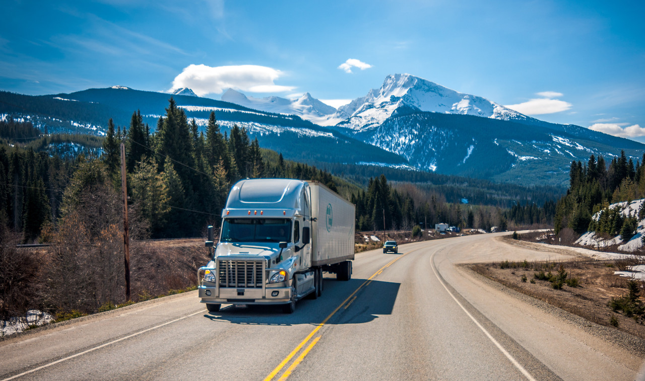 Maximizing Tax Refunds: How Accountants Help Truck Drivers