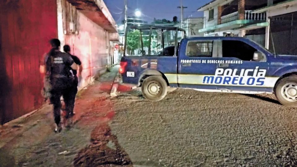 Maniatado y con huellas de violencia, localizan a un hombre sin vida en Morelos