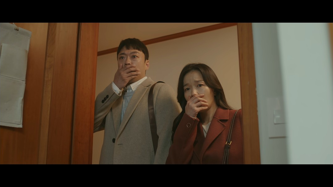 VS--Netflix-ResidentPlaybookE12Episode12-25’53”