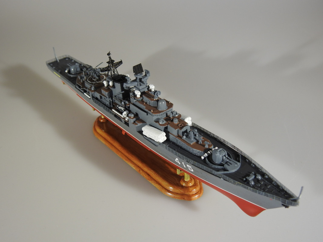 Russian Sovremenny Class Destroyer, 1/700 Dragon -klar DSCN3815