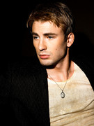 Chris-Evans-superficial-guys-32