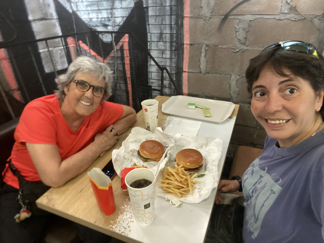 827FE628-BCD5-4034-8FA3-51D5FA228DC4