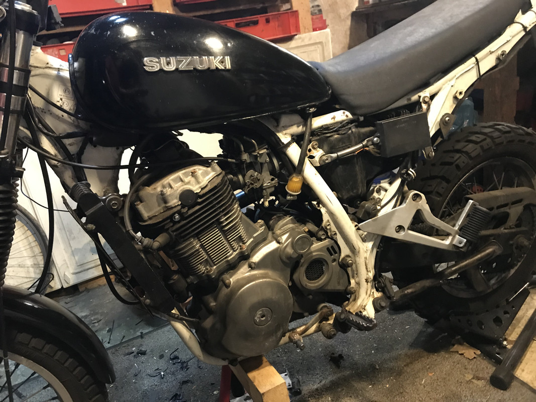 E4A97757-CB74-481A-9B6A-E89C288BFC86