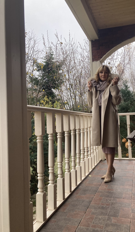 A1E69D30-4363-4286-BC5F-B278177A7A77