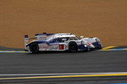 24 HEURES DU MANS YEAR BY YEAR PART SIX 2010 - 2019 - Page 25 15lm01-Toyota-TS40-Hybrid-A-Davidson-S-Buemi-K-Nakajima-25