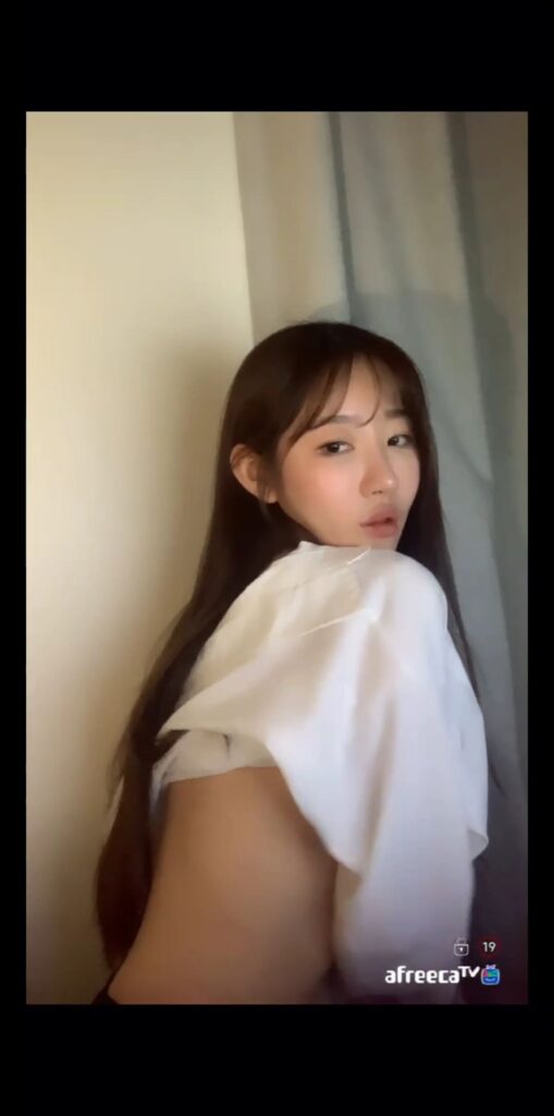 mp4-000808018-509x1024