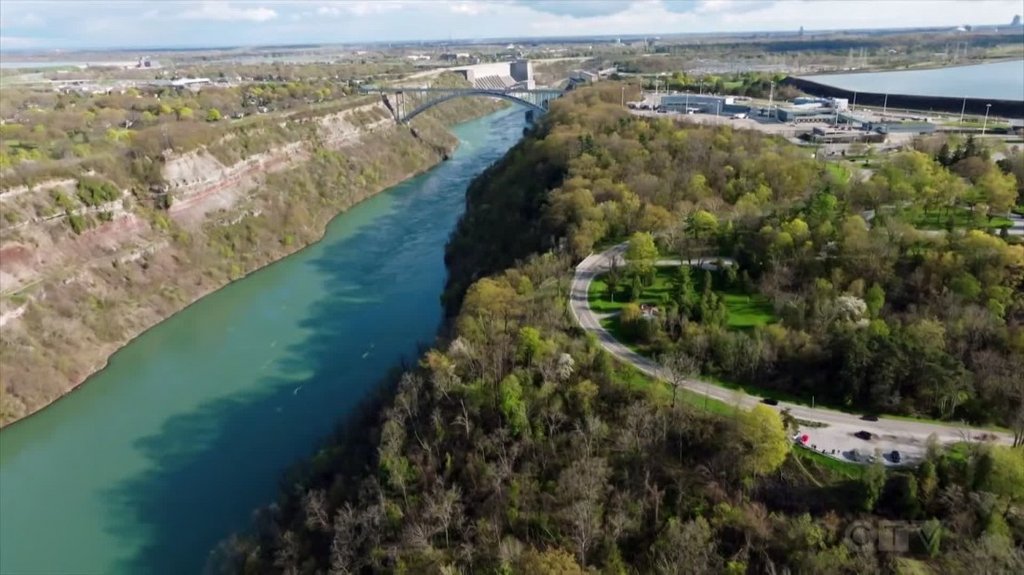 [Image: g6cplr1e8gi0.jpg]