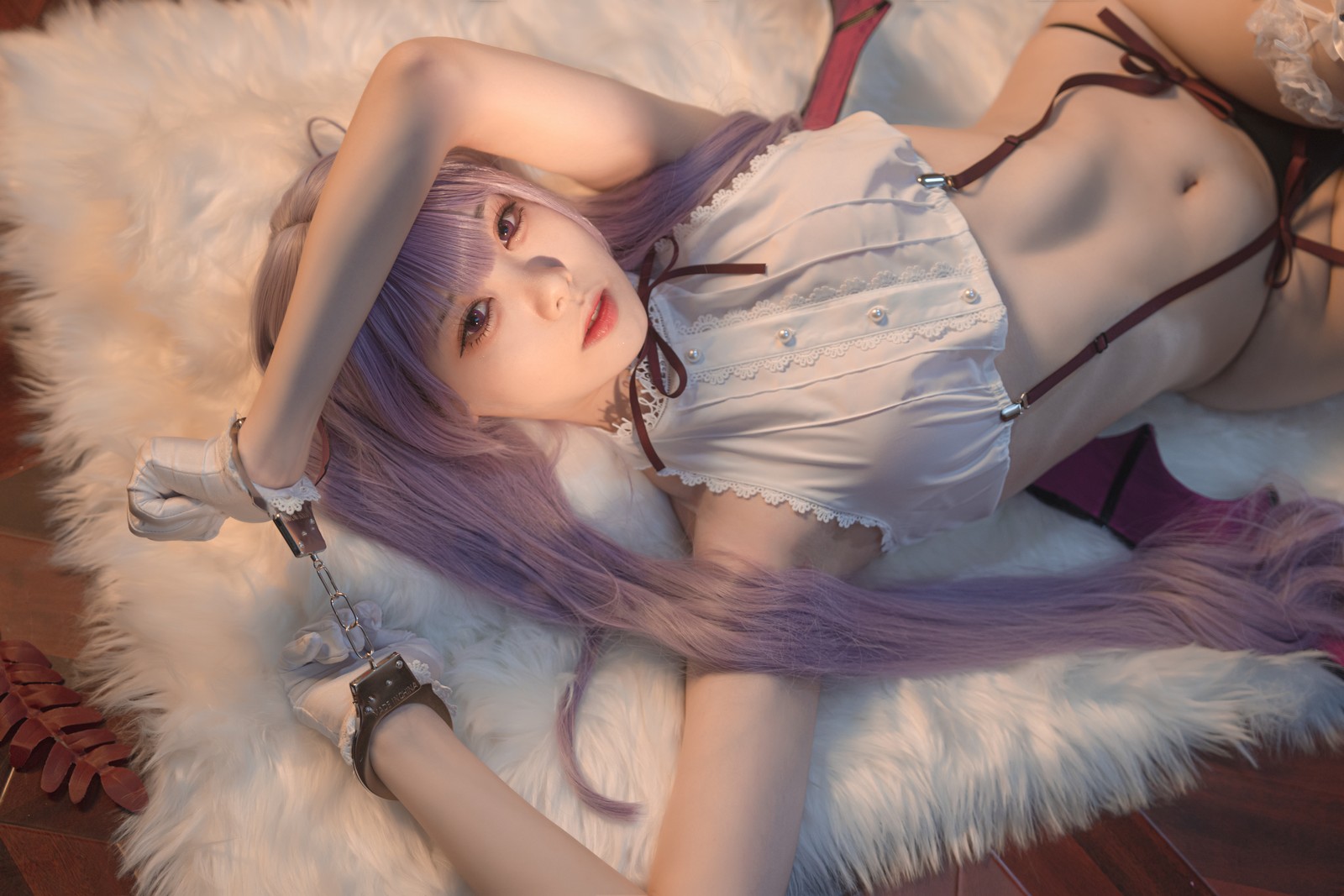 安食Ajiki 笨拙的小恶魔写真集 – 萌系COS & 性感魅力 [44P-1.18G]插图9