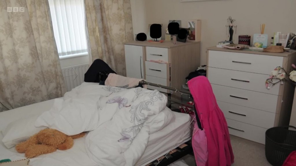 [Image: nf37sjkqu88a.jpg]