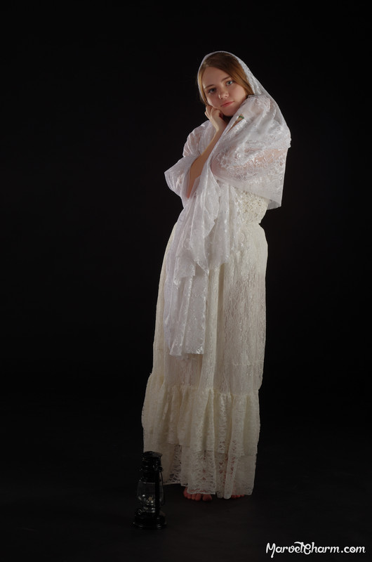 MarvelCharm_Nicolette-Lantern-021