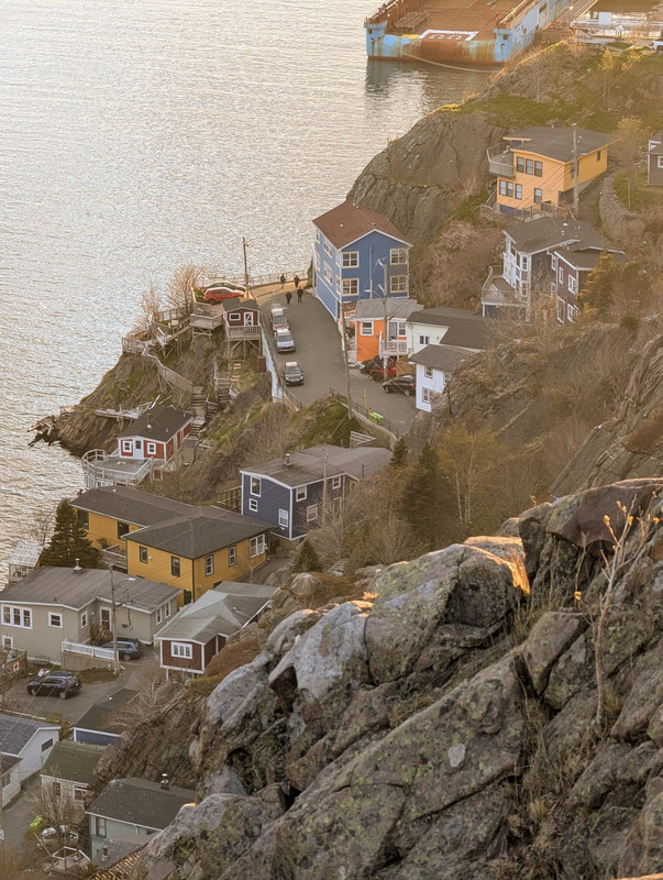 PXL_20250527_224043185.MP~2