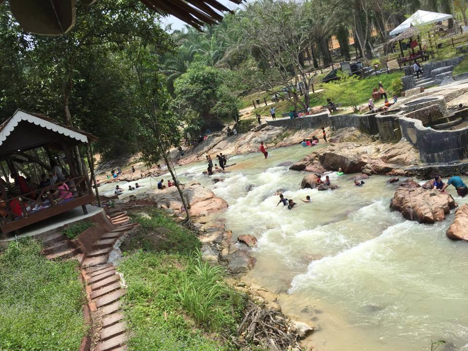 kolam air panas lubuk timah