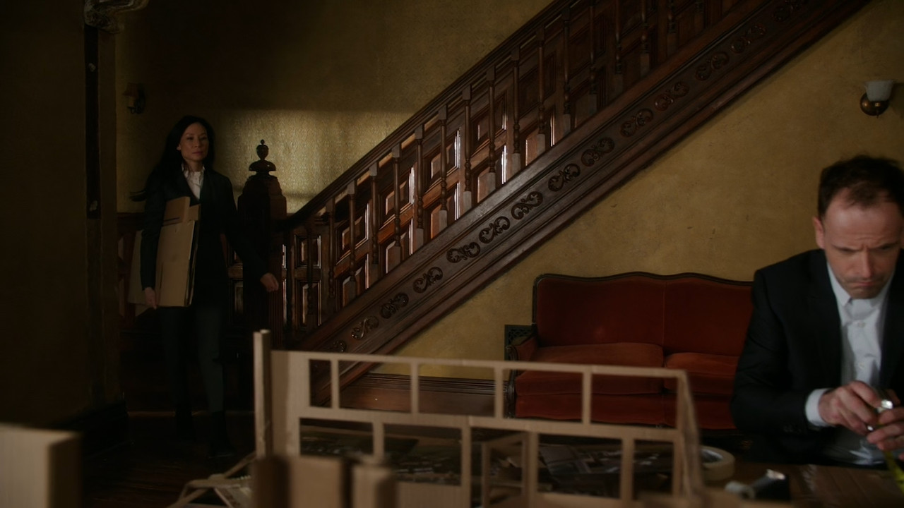 Elementary (2012) - S06E14 - Through the Fog (1080p AMZN WEB-DL 