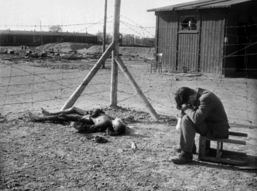 La historia de los reporteros que le contaron al mundo sobre los campos de concentración La historia de los reporteros que le contaron al mundo sobre los campos de concentración