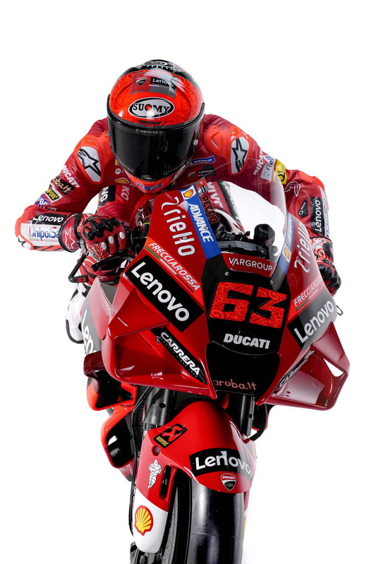 Ducati представили Desmosedici GP22