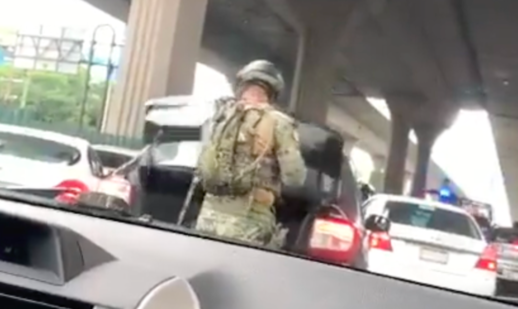 Marina frustra secuestro, liberan a mujer en pleno Periférico Norte