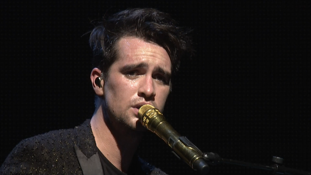 14.Panic At the Disco - Bohemian Rhapsody(2018 AMAs,oct 09)(FEED