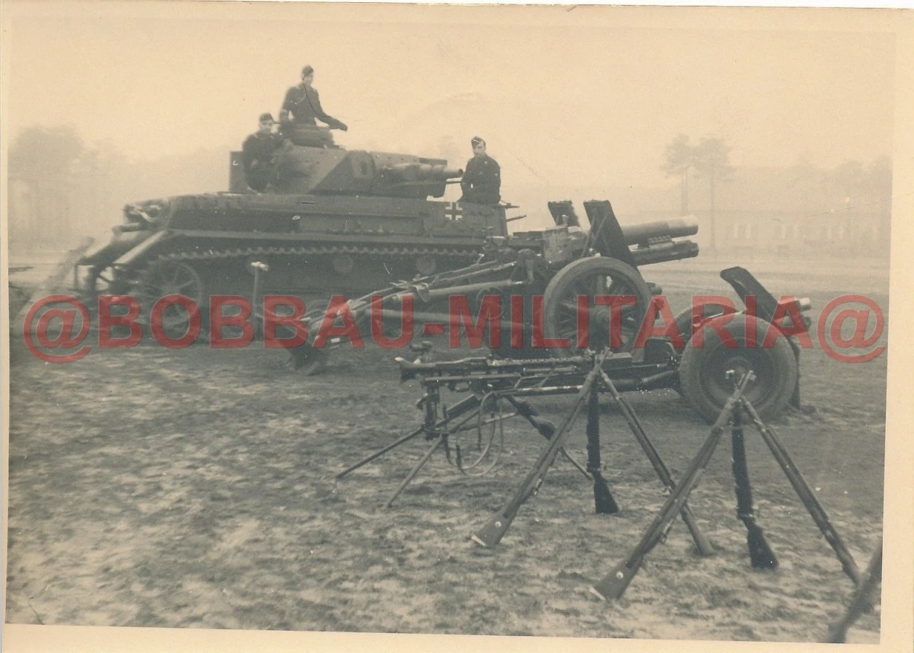 B440 Foto Cottbus 1942 Ersatz Brigade Großdeutschland GD Panzer 4 VORPANZER IV