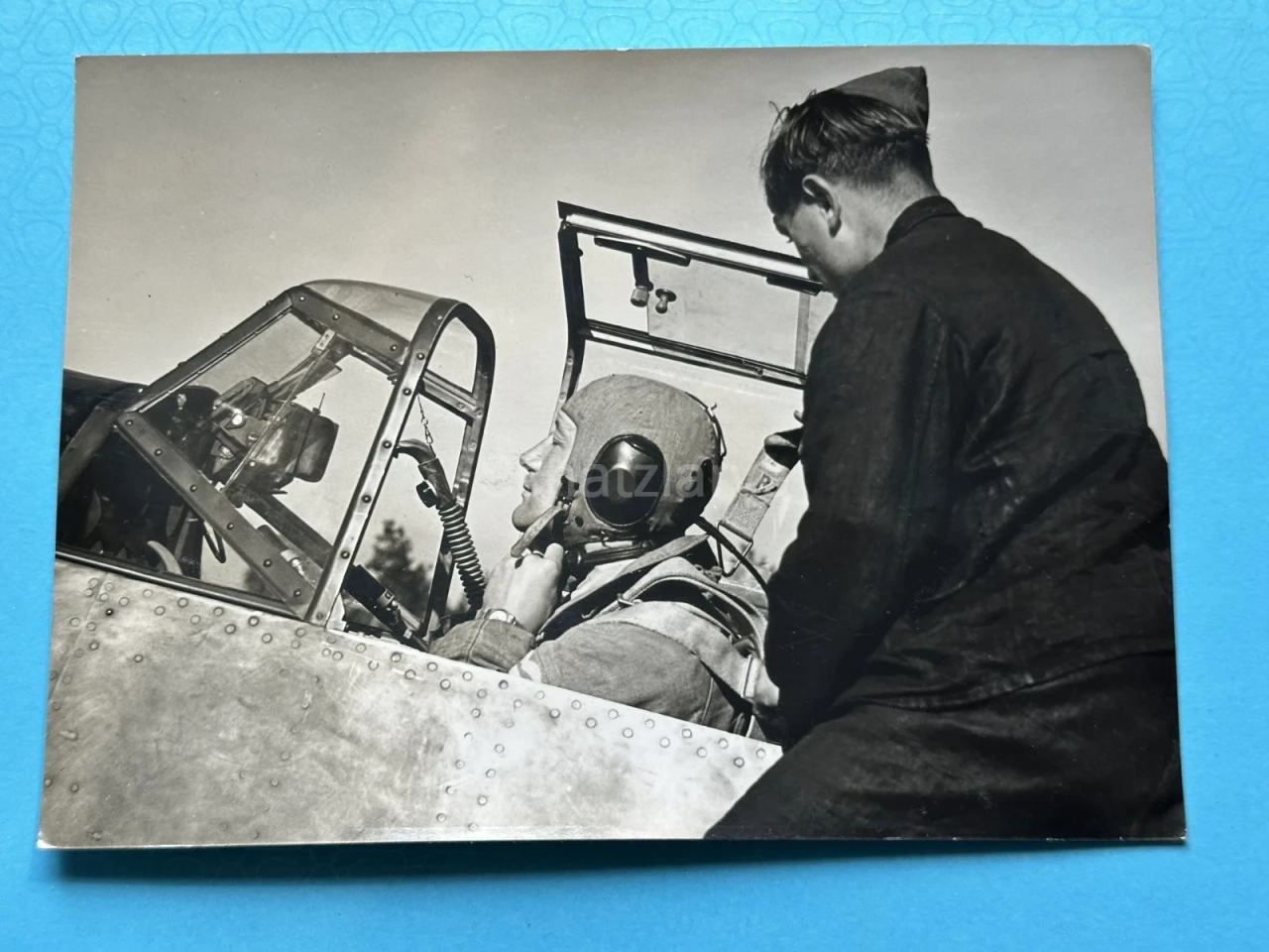 Gross Foto A Stöcker Messerschmitt Bf 109 mit Pilot Heimatgebiet (MJ 191 2)