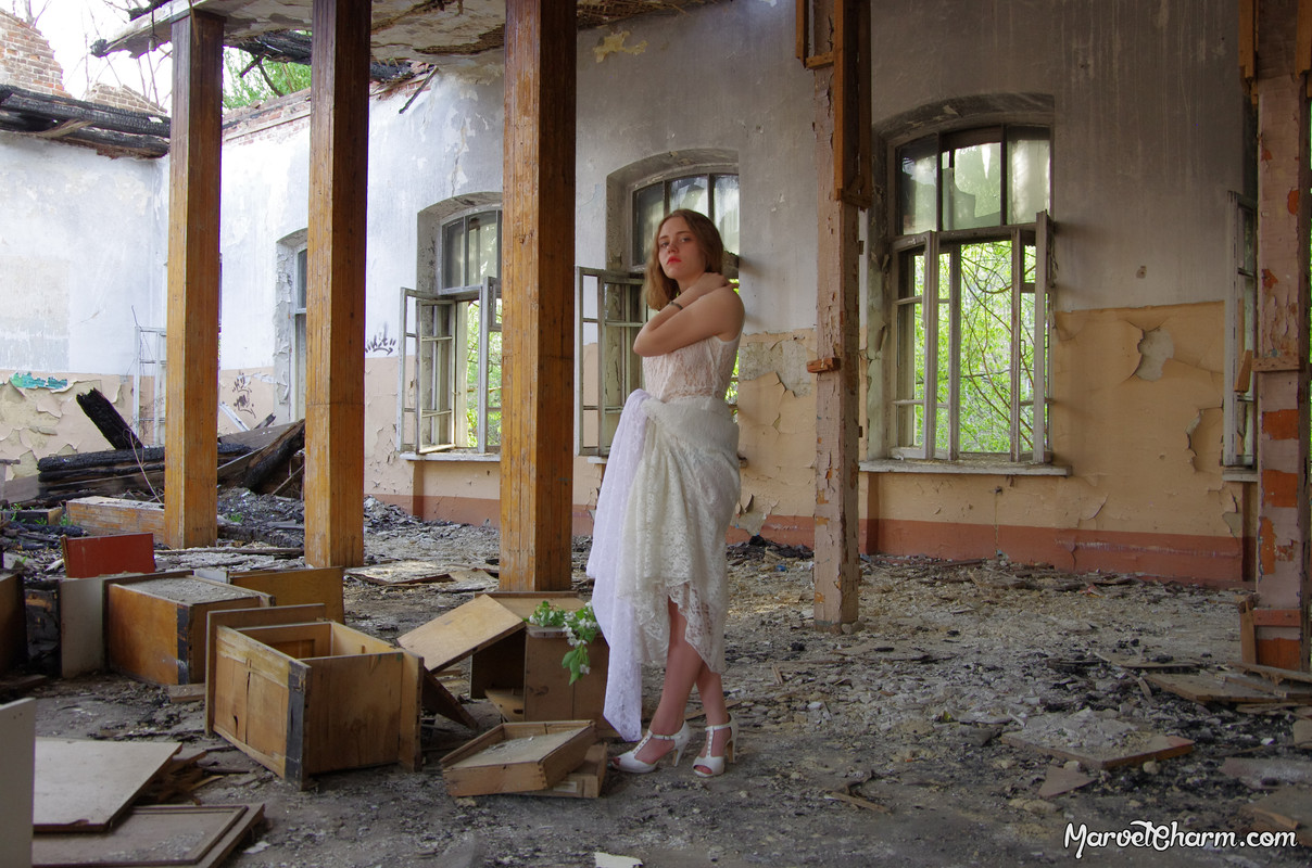 MarvelCharm_Nicolette-Ruins-038